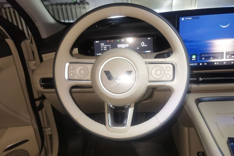 Used Wuling Bingo S 2025 Model 325km Deluxe Edition