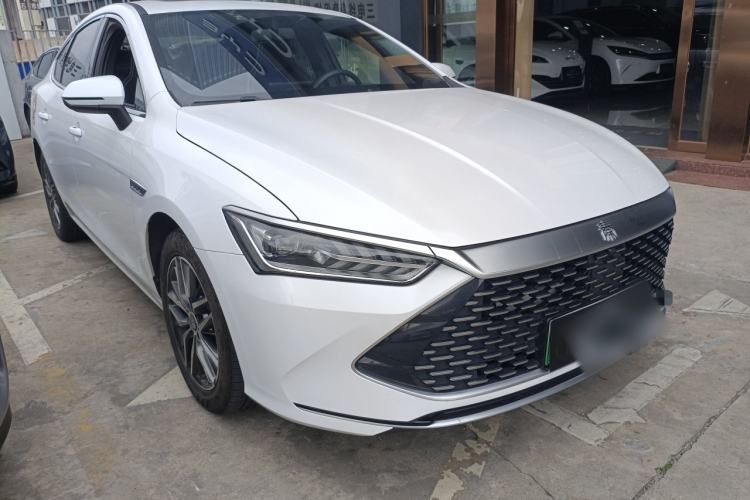 Used BYD Qin PLUS 2021 DM-i 55KM Flagship Model Front Right 45 Deg
