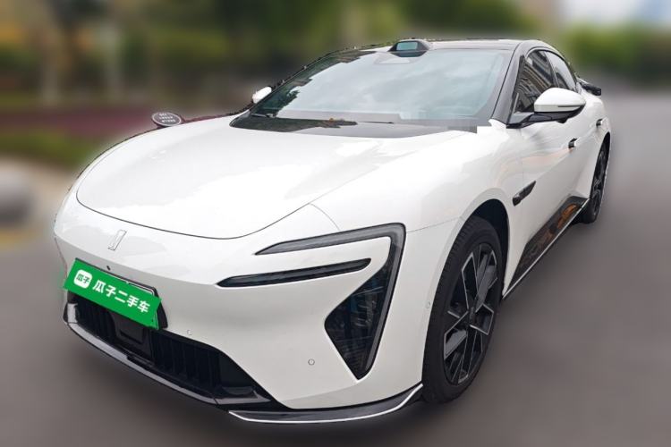 Used Avatr 06 2025 Max All-Electric Version