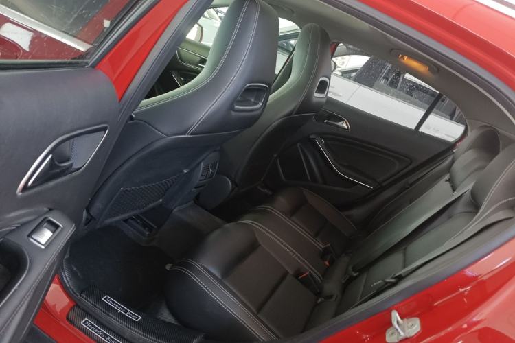 Used Mercedes-Benz GLA 2016 GLA 200 Sport Edition Left Rear Seat