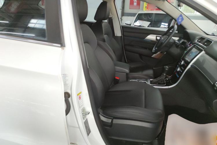 Used Haval H2 2017 Red-Label 1.5T Automatic Two-Wheel Drive Luxury Model