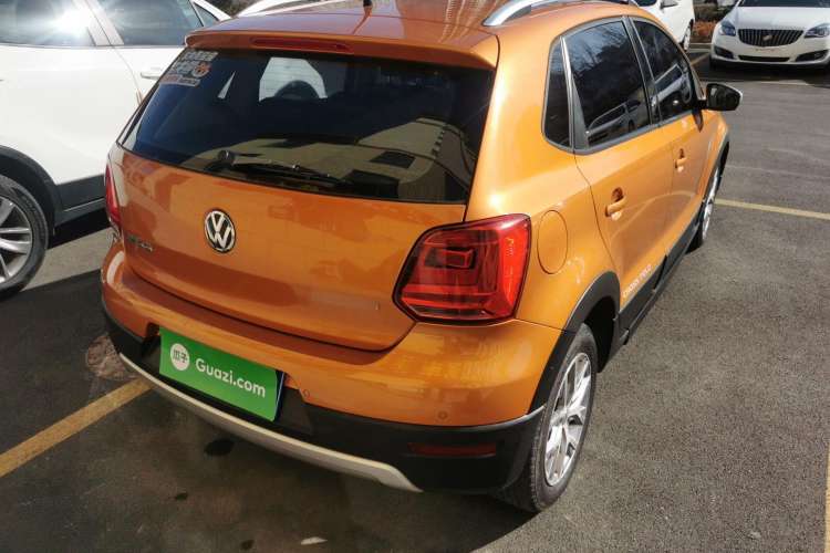 Used Volkswagen Polo 2014 1.6L Cross Polo Automatic
