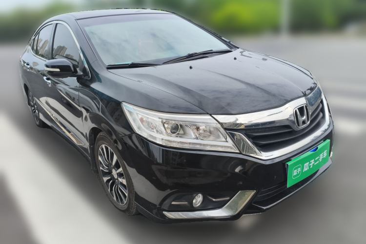 Used Honda Crider 2013 1.8L automatic luxury edition Front Right 45 Deg