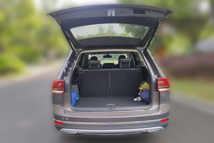 Used Volkswagen Teramont 2017 380TSI Four-Wheel Drive Luxury Edition Trunk