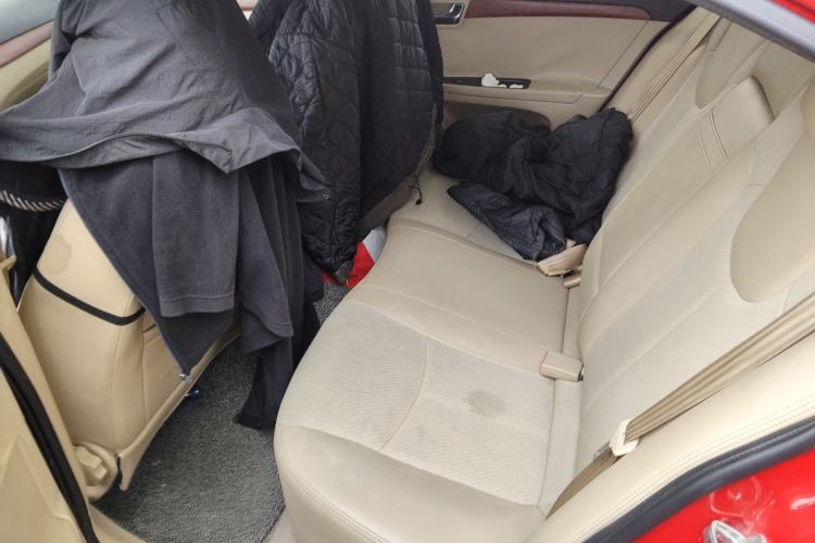 Used Roewe 350 2014 1.5L Automatic Xunyue Version
