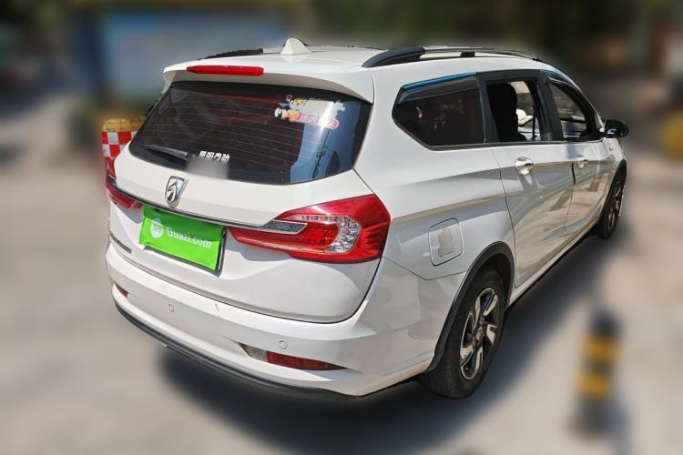 Used Baojun 310W 2018 1.5L Automatic Luxury Version China VI Emission Standard
