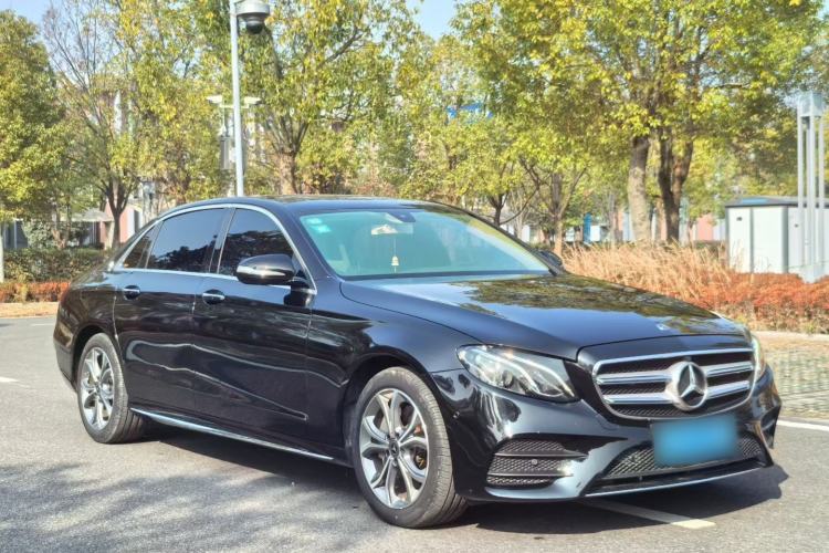 Used Mercedes-Benz E-Class 2020 E 300 L Sporty and Stylish Model Exterior 2