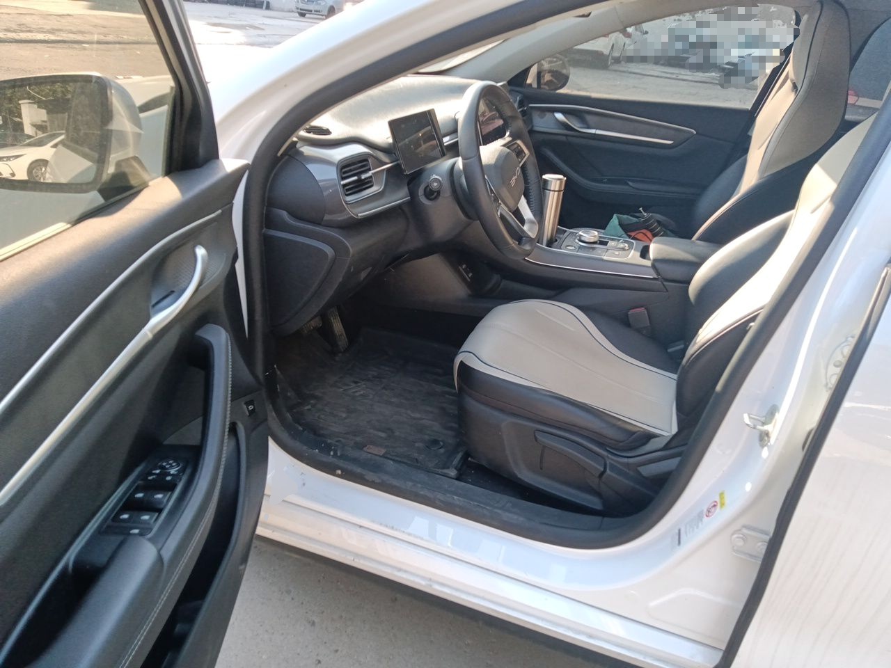 BYD Destroyer 05 2024 HONOR Edition DM-i 55KM Luxury Model — снимка 16
