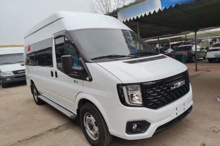 Used JMC Fushun 2025 2.0T 6MT Diesel Mid-Roof Mid-Height Commercial Multi-Purpose 7-Seater Passenger Vehicle

