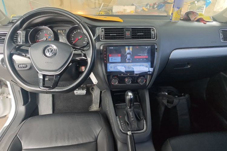 Used Volkswagen Sagitar 2015 1.6L Automatic Comfort Model