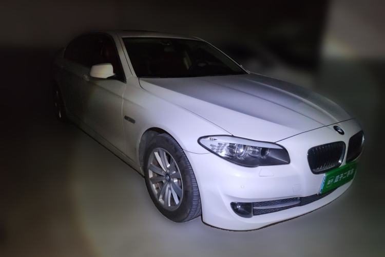 Used BMW 5 Series 2011 523Li Luxury Model Front Right 45 Deg