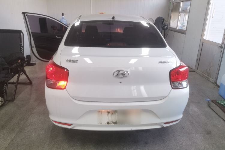 Used Hyundai Verna (older generation) 2017 1.4L Manual Refreshed Version China V Standard
