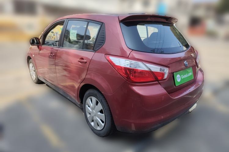 Used Venucia R50 2015 1.6L Manual Fashion Edition