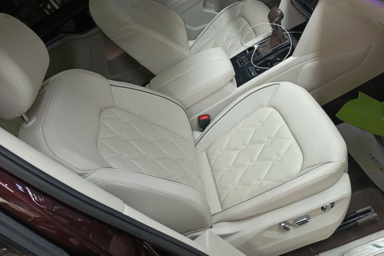 Used Volkswagen Viloran 2020 380TSI Prestige Edition
