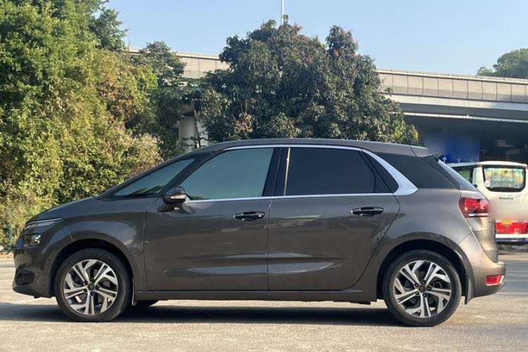 Used Citroen C4 Picasso 2015 1.6T Luxury 5-Seat Model