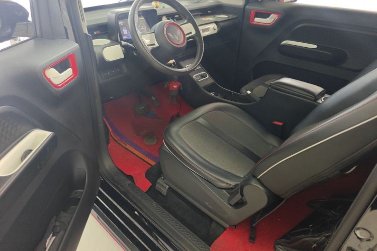 Used Wuling Hongguang MINIEV 2022 GAMEBOY 200km Gaming Edition with Lithium Iron Phosphate Left Front Seat