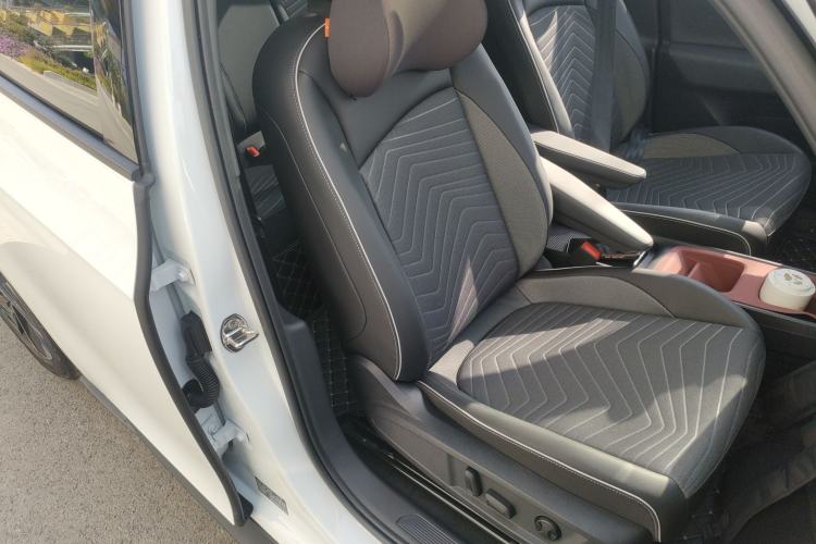 Used Volkswagen ID.3 2025 Smart Edition Outstanding Model
