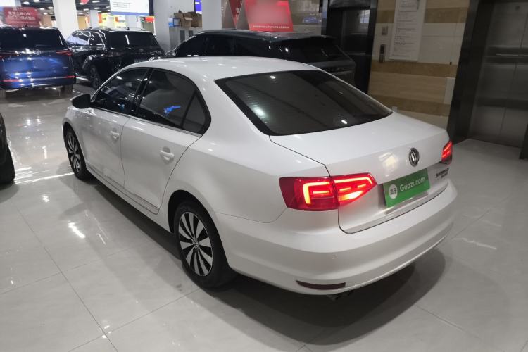 Used Volkswagen Sagitar 2017 230TSI Automatic Comfort Version Rear Left 45 Deg