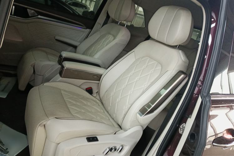 Used Volkswagen Viloran 2020 380TSI Prestige Edition
