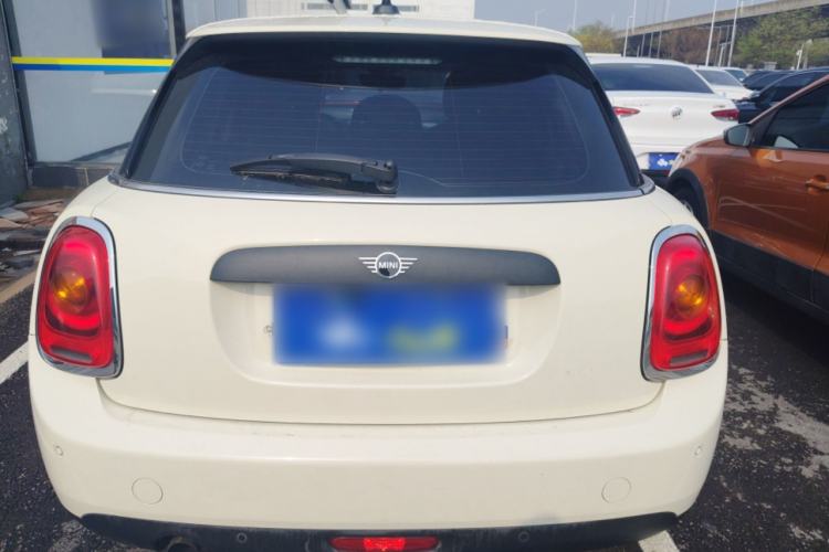 Used MINI 2019 1.5T ONE PLUS Five-Door Edition Rear