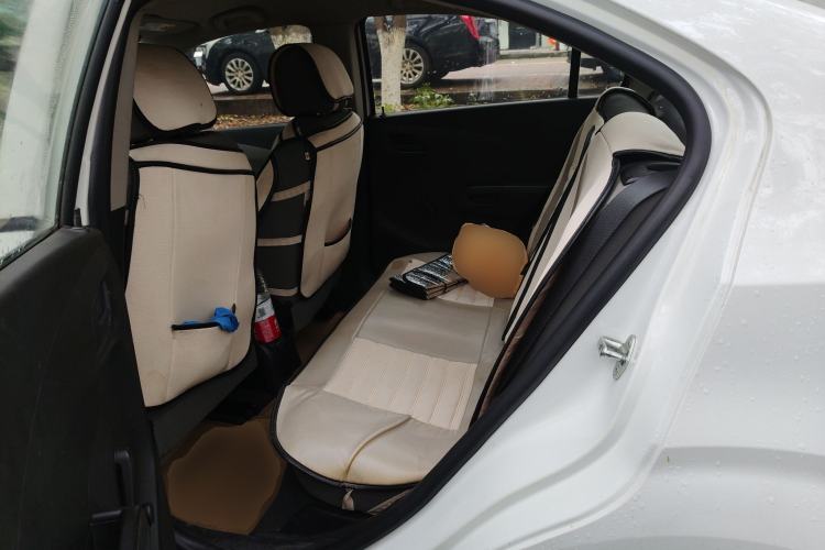 Used Chevrolet Aveo Sonic 2014 Sedan 1.4SL MT Comfort Edition
