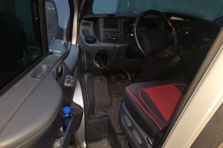 Used Ford Transit Custom 2016 2.2T Short Wheelbase 6-Seater Mid-Height Multi-Purpose Vehicle
