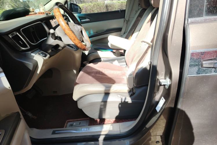 Used Buick GL8 2013 3.0L XT Luxury Business Flagship Edition