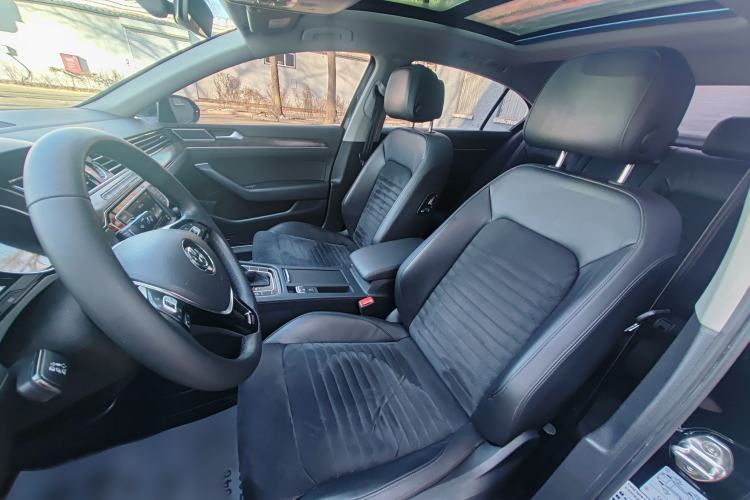 Used Volkswagen Magotan 2017 330TSI DSG Luxury Model