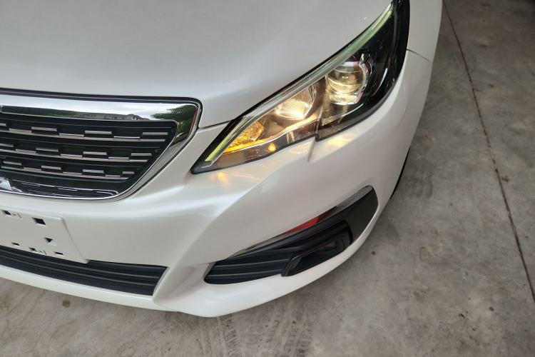 Used Peugeot 308 2019 1.6L Automatic Luxury Version China V Standard Left Front Headlight
