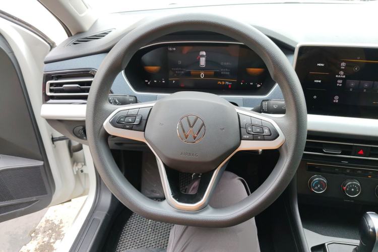 Used Volkswagen Lavida 2023 Revised 1.5L Automatic DeYi Edition Steering Wheel