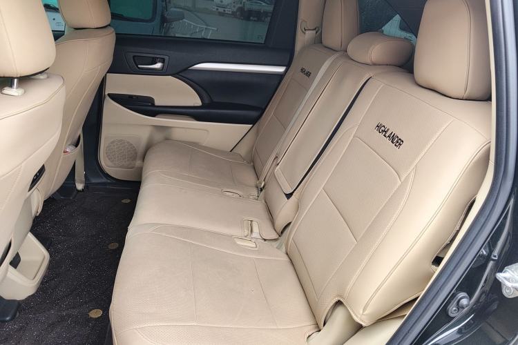 Used Toyota Highlander 2018 2.0T Two-Wheel Drive Elite Edition 7 Seats Emission Standard China V
