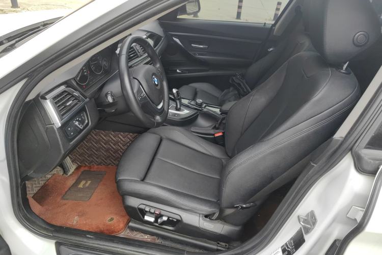 Used BMW 3 Series GT 2017 320i Sport Edition
