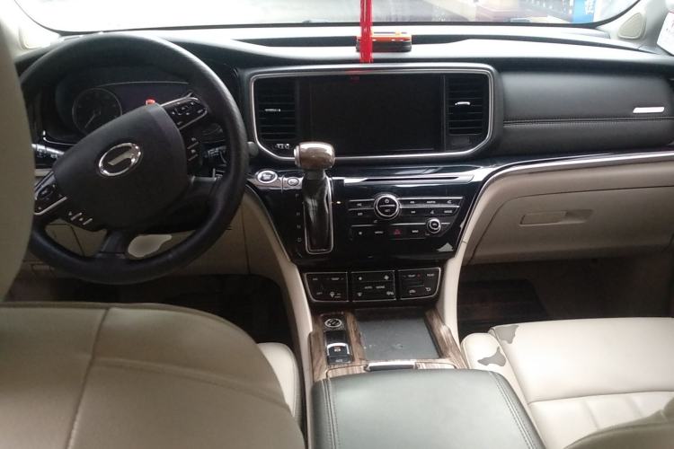 Used GAC Trumpchi M8 2018 320T Luxury Edition Center Console