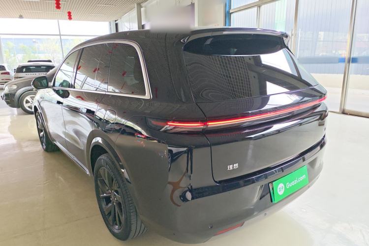 Used Li Auto L8 2024 Pro Model
