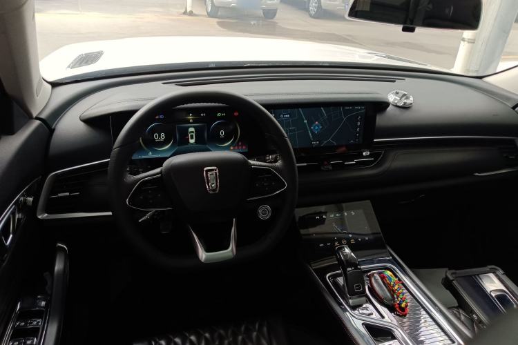 Used Bestune T99 2020 20TD Automatic Premium Edition Center Console