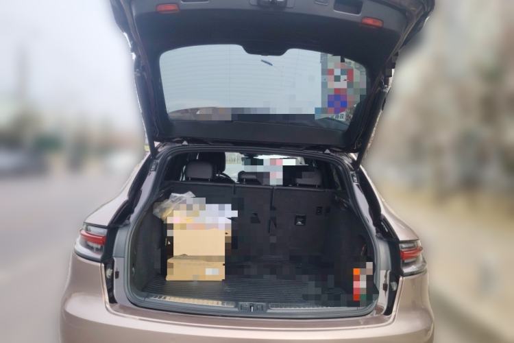 Used Porsche Macan 2018 Macan 2.0T Trunk