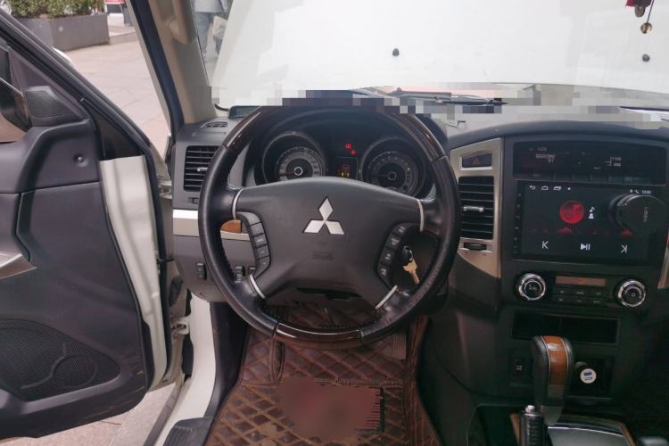 Used Mitsubishi Pajero 2019 3.0L Automatic Luxury Edition