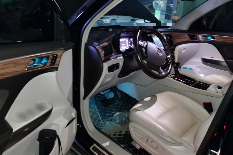 Used GAC Trumpchi GS8 2017 320T Two-Wheel Drive Prestige Version (7 Seats)