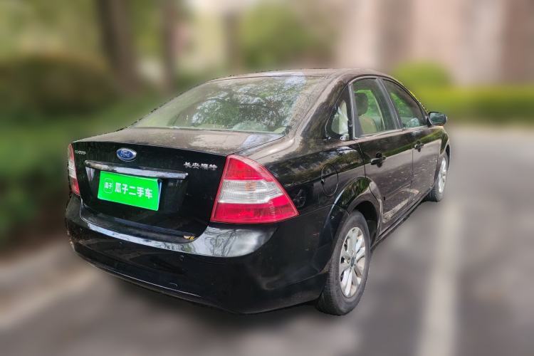 Used Ford Focus 2011 Sedan 1.8L Automatic Fashion Edition