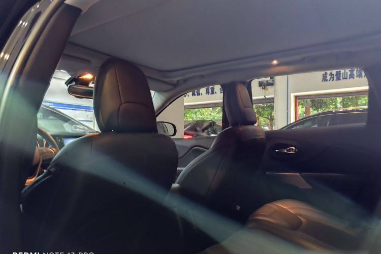 Used Jeep Cherokee 2019 2.0T Two-Wheel Drive Smart Enjoyment Version China VI