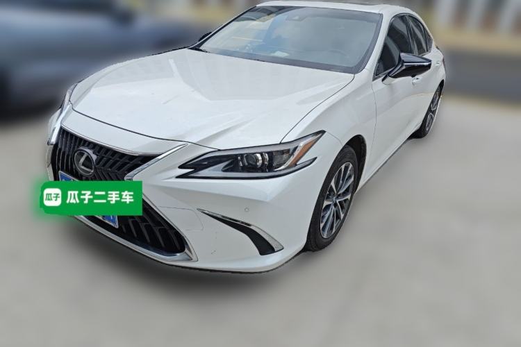 Used Lexus ES 2023 200 Excellence Edition