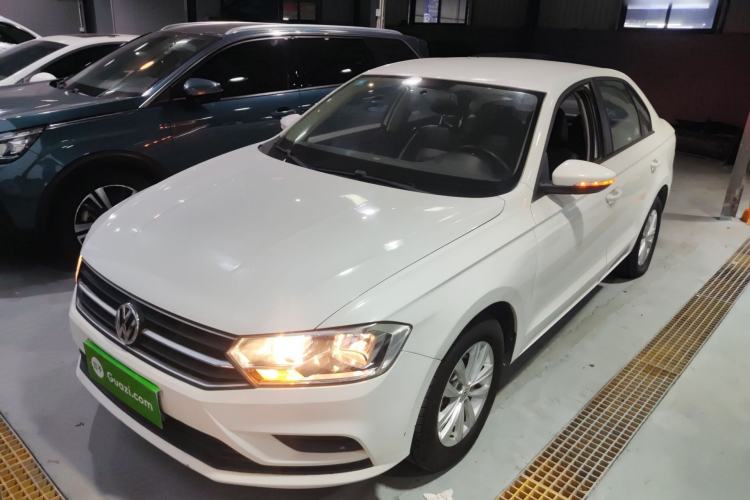 Used Volkswagen Bora 2016 1.6L Automatic Fashion Model