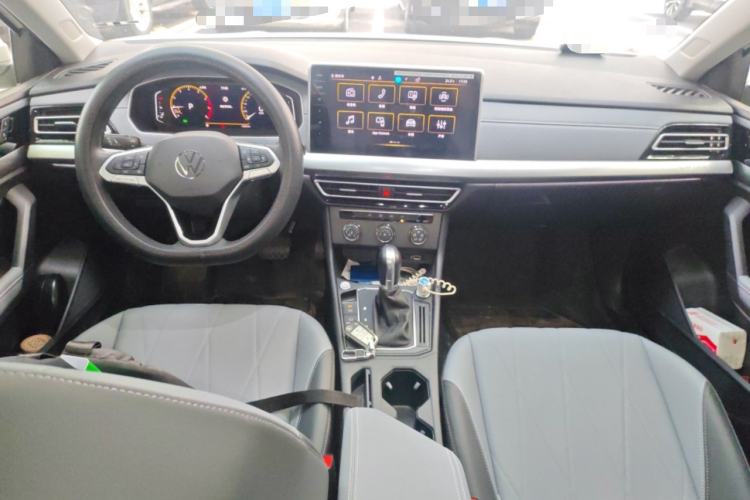 Used Volkswagen Lavida 2023 1.5L Automatic 5 Million Edition Center Console