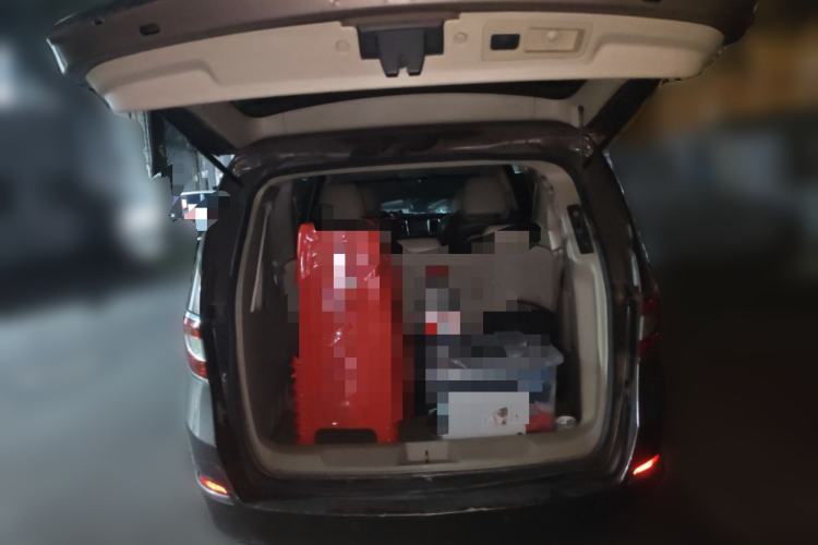 Used Buick GL8 2011 3.0L XT Luxury Business Flagship Edition Trunk