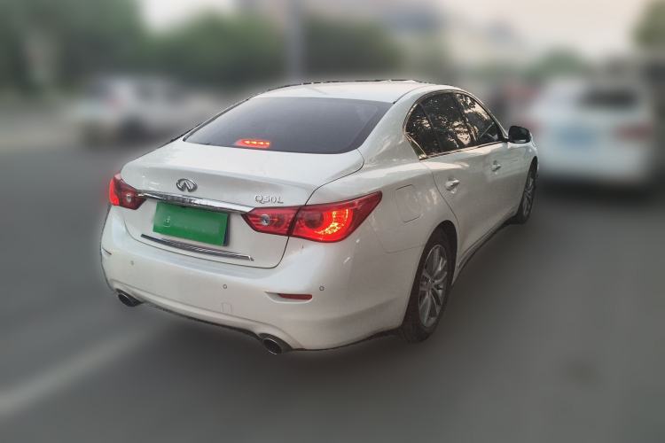 Used Infiniti Q50L 2016 2.0T Comfort Edition
