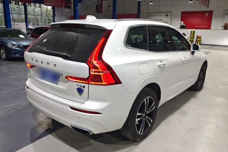 Used Volvo XC60 2019 T5 4x4 Zhiyuan Edition China VI Standard Rear Right 45 Deg