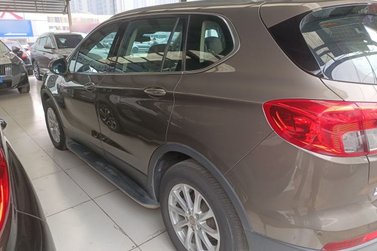 Used Buick Envision 2016 20T Two-Wheel-Drive Elite Model
