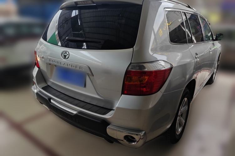 Used Toyota Highlander 2011 2.7L Two-Wheel Drive 5-Seater Elite Edition Rear Right 45 Deg