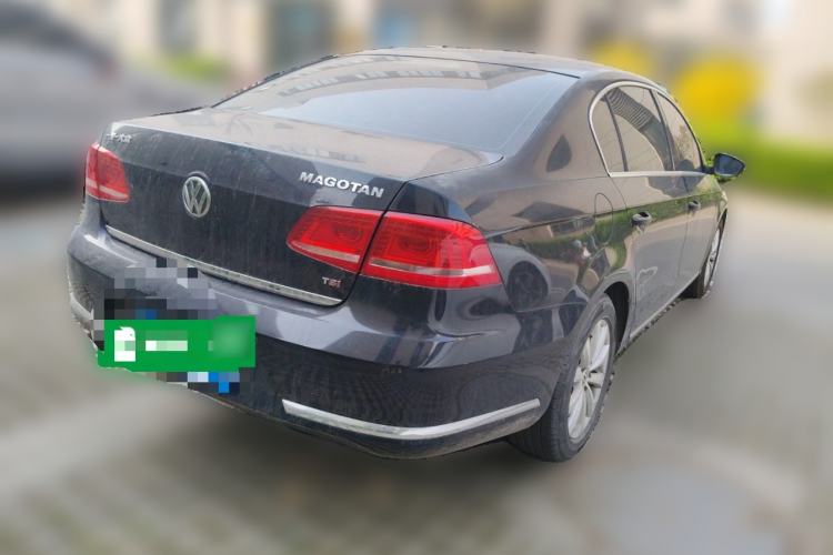 Used Volkswagen Magotan 2013 1.8TSI Premier Model Rear Right 45 Deg