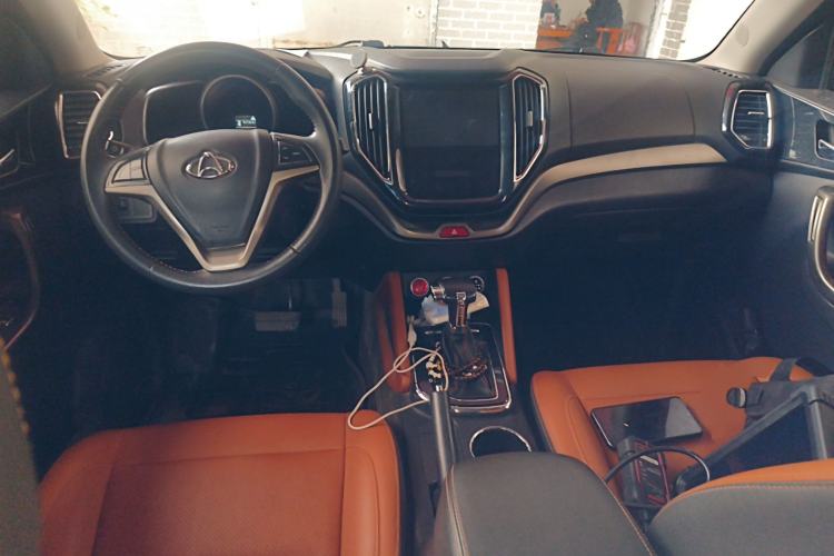 Used CHANGAN OSHAN CX70 2018 CX70T 1.5T Automatic Tianqing Edition Center Console